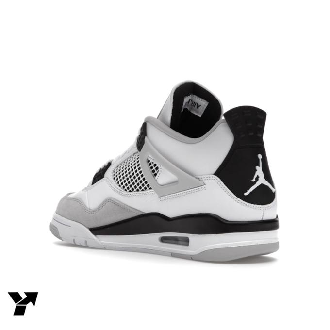 Jordan 4 Retro / Military Black